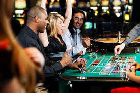Langkah-langkah masuk ke mode Free Play pada aplikasi bet77